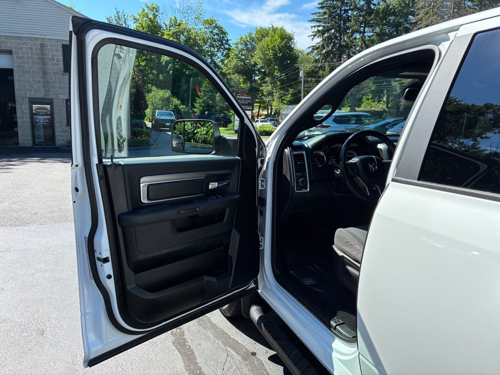Used 2023 RAM 1500 Classic Warlock w/ Trailer Tow Group AWD/4WD image 16