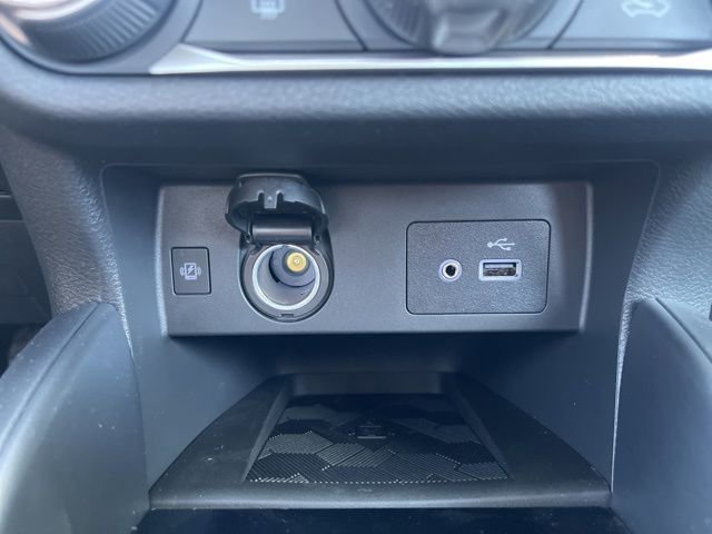 New 2025 Nissan Versa SV w/ Trunk Package image 22