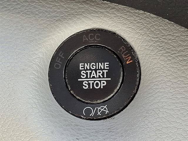 Used 2021 Jeep Cherokee Limited AWD/4WD image 25