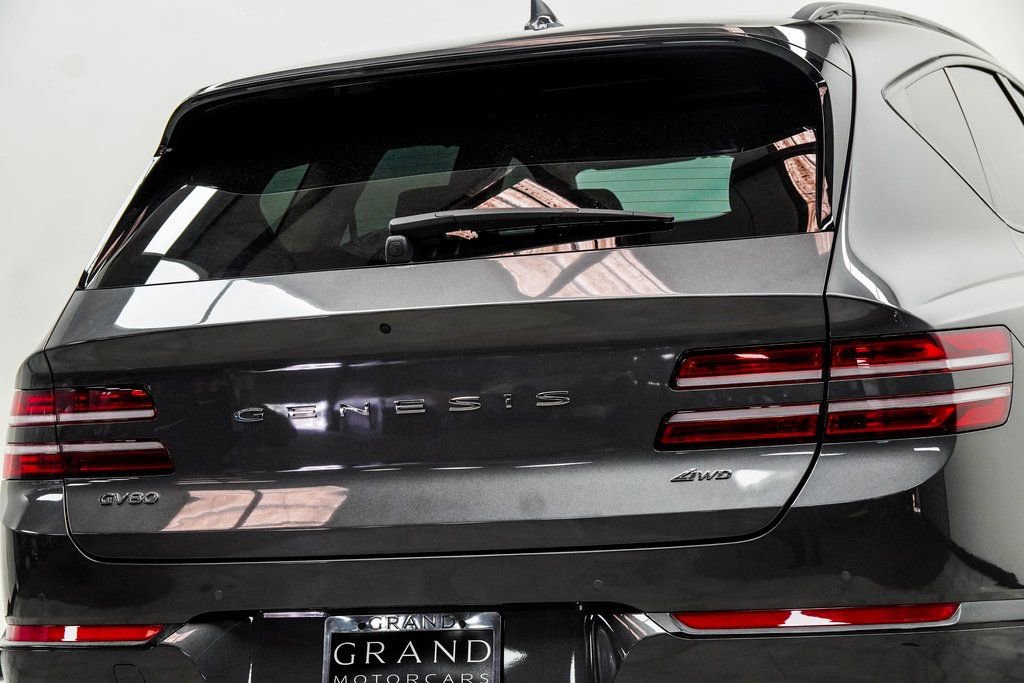 Used 2023 Genesis GV80 2.5T w/ Prestige 20" Package image 13
