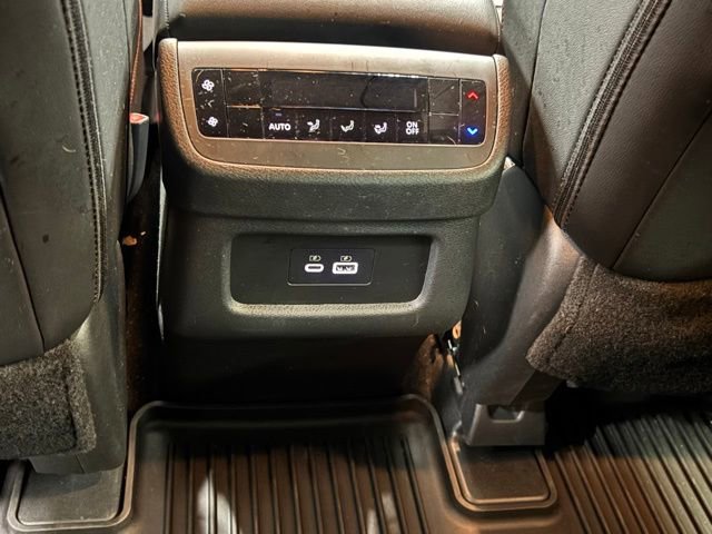 Used 2025 Nissan Pathfinder Rock Creek image 14