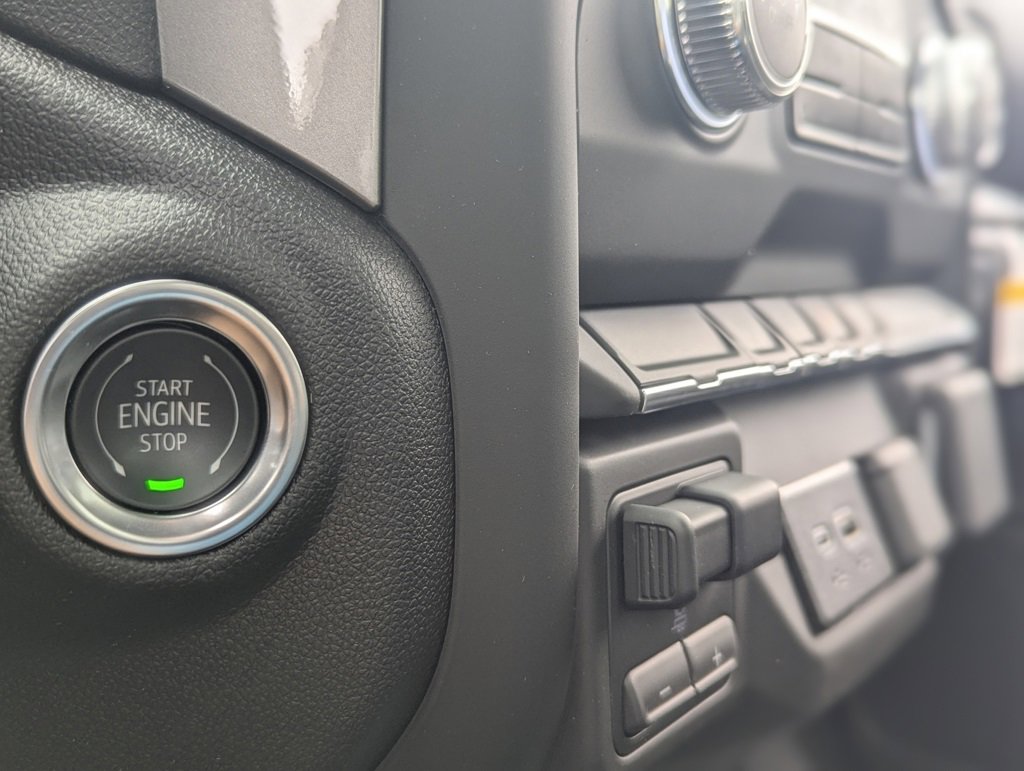 New 2025 GMC Sierra 2500 Pro w/ Convenience Package image 23