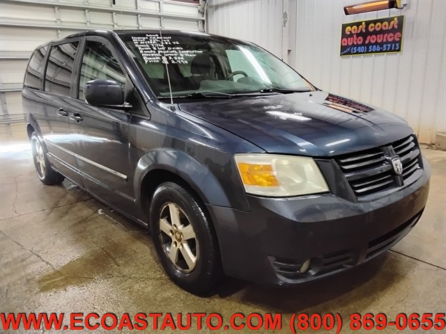 Used 2008 Dodge Grand Caravan SXT w/ Family Value Group FWD image 1