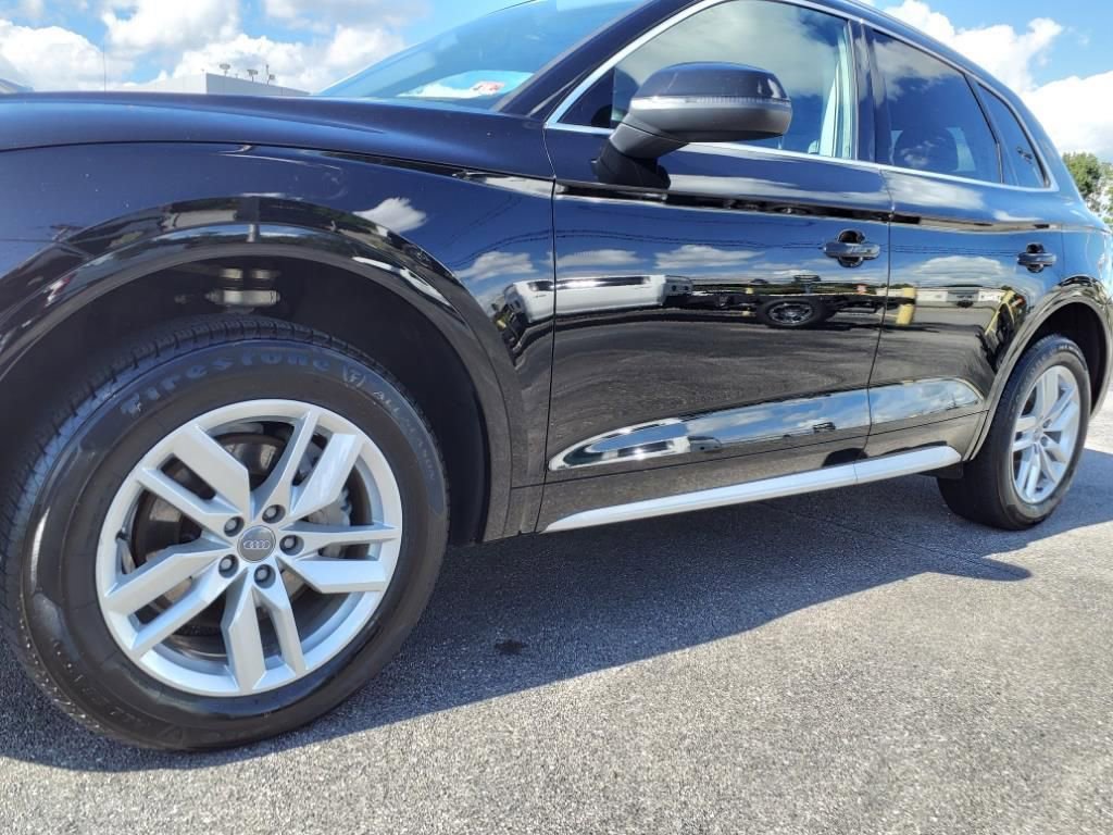 Used 2020 Audi Q5 2.0T Premium image 11