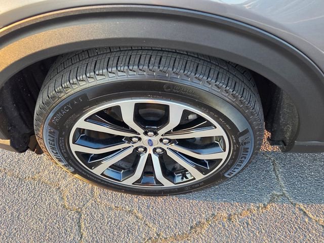 Used 2025 Ford Explorer ST-Line image 10