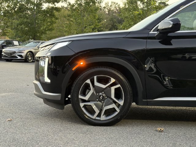 Used 2024 Hyundai Palisade Limited AWD/4WD image 9