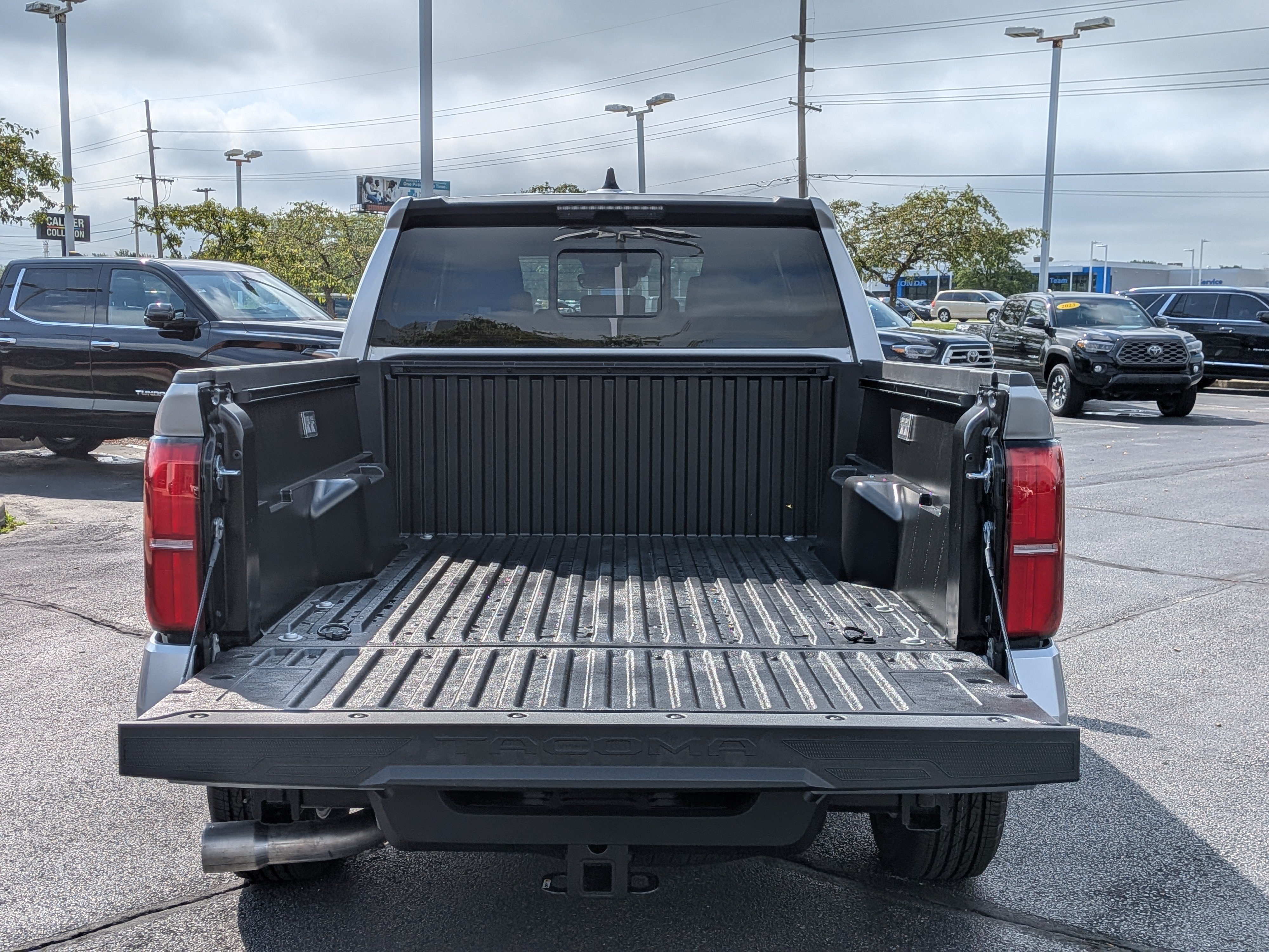 New 2026 Toyota Tacoma SR5 AWD/4WD image 6