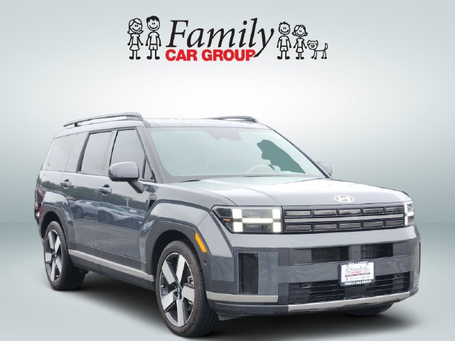 Used 2024 Hyundai Santa Fe Limited FWD image 2