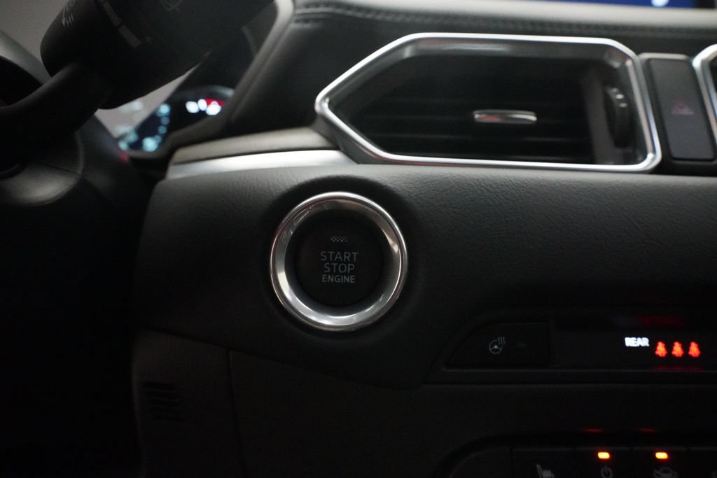 Certified 2024 MAZDA CX-5 Signature AWD/4WD image 31
