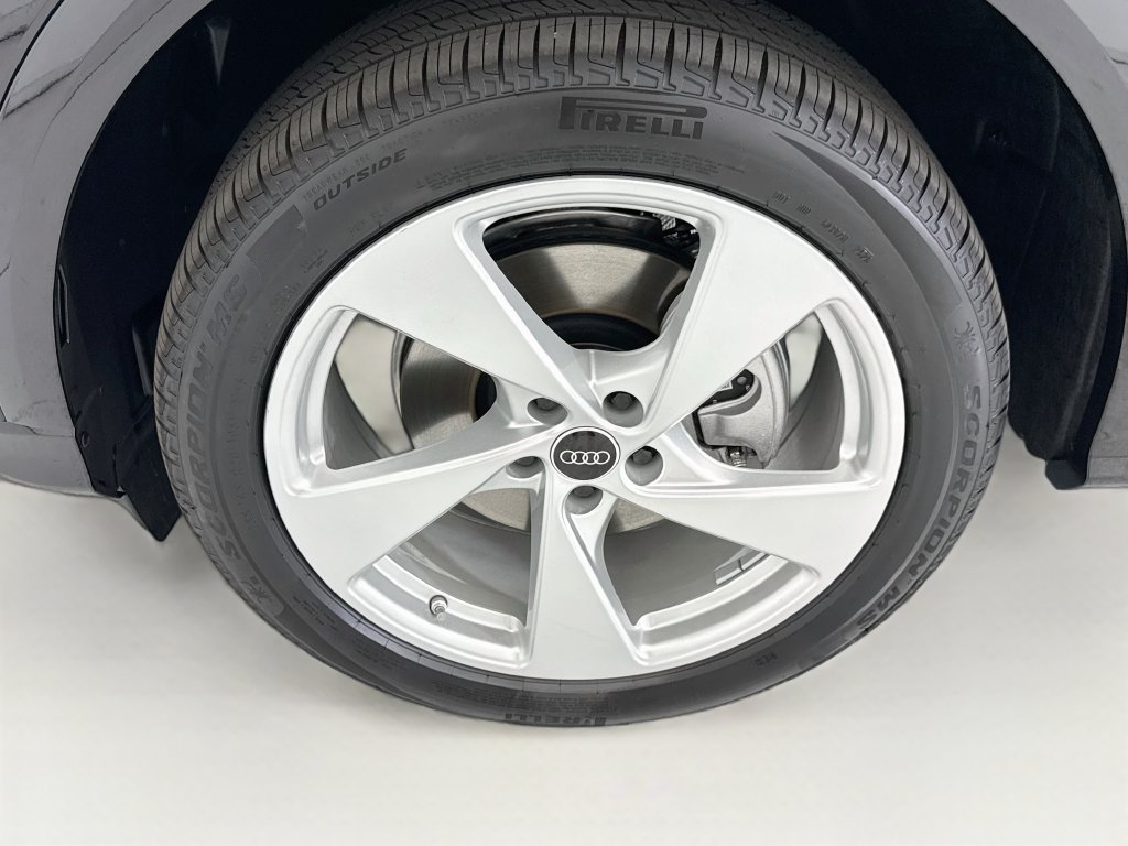 New 2026 Audi Q5 Premium AWD/4WD image 30