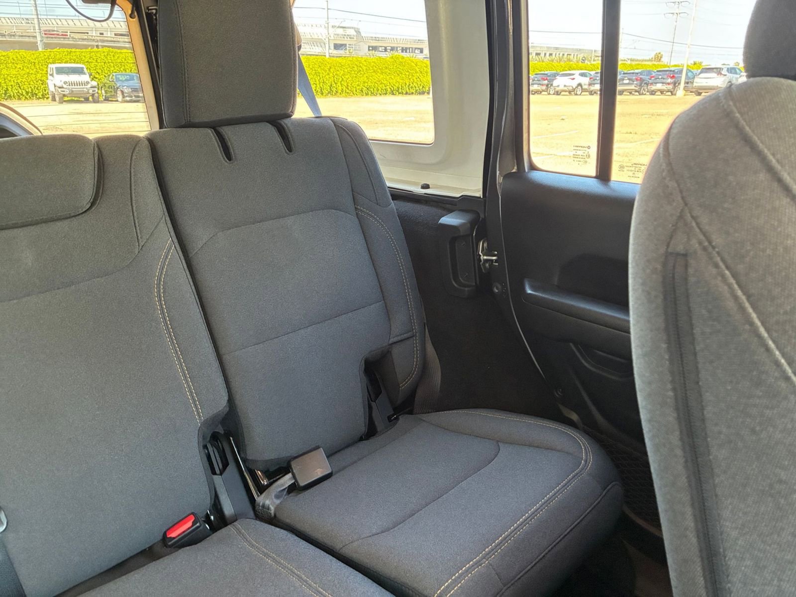 Used 2025 Jeep Wrangler Sport S image 36