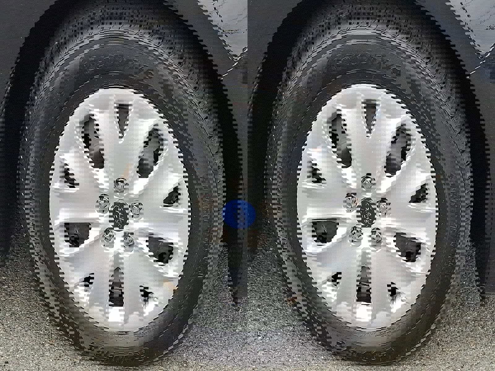 Used 2019 Ford Fusion S FWD image 9