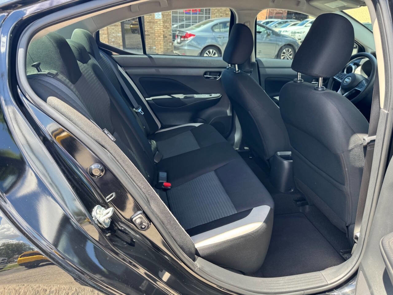 Used 2021 Nissan Versa SV image 14