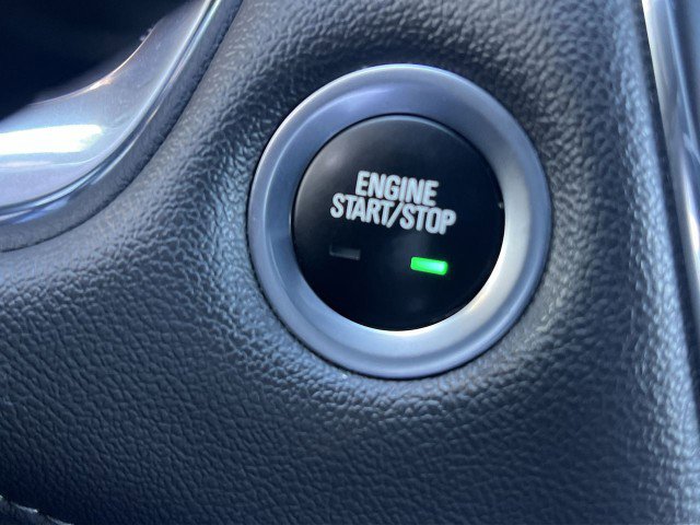 Used 2023 Chevrolet Traverse LT image 16