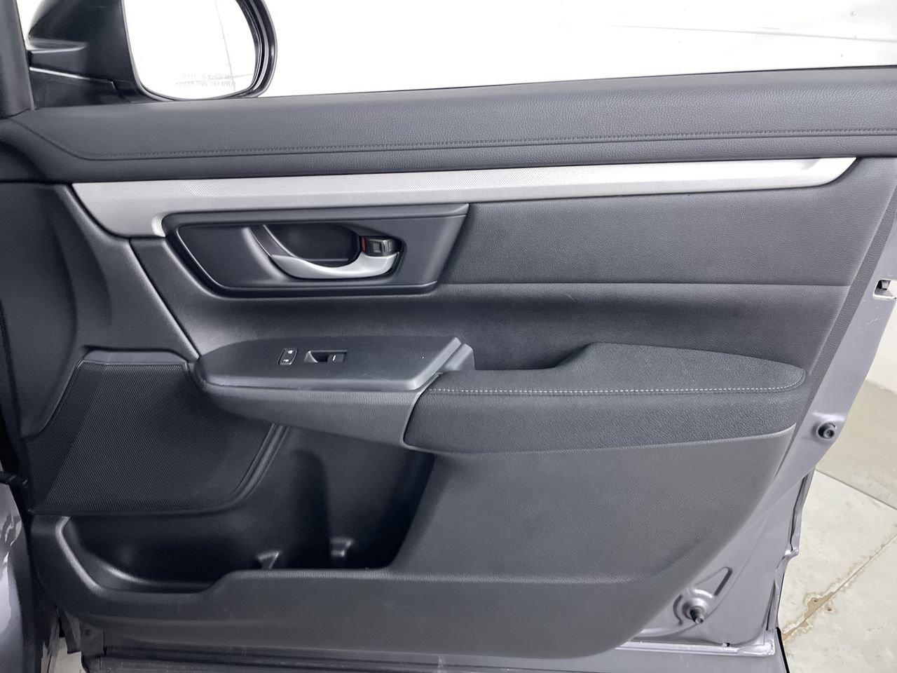 Used 2019 Honda CR-V LX image 22