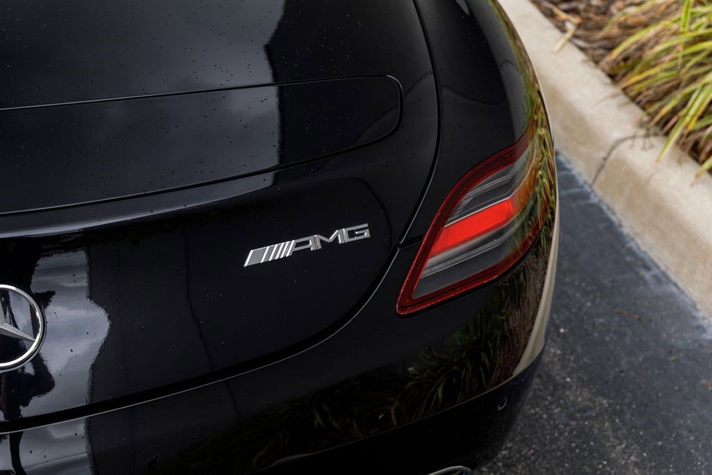 Used 2011 Mercedes-Benz SLS AMG Coupe image 18