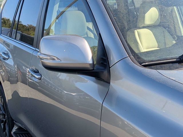 Used 2020 Lexus GX 460 Premium w/ Premium Package image 10