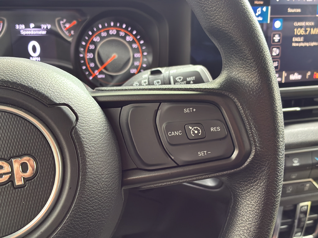 Used 2025 Jeep Wrangler Unlimited Sport AWD/4WD image 35