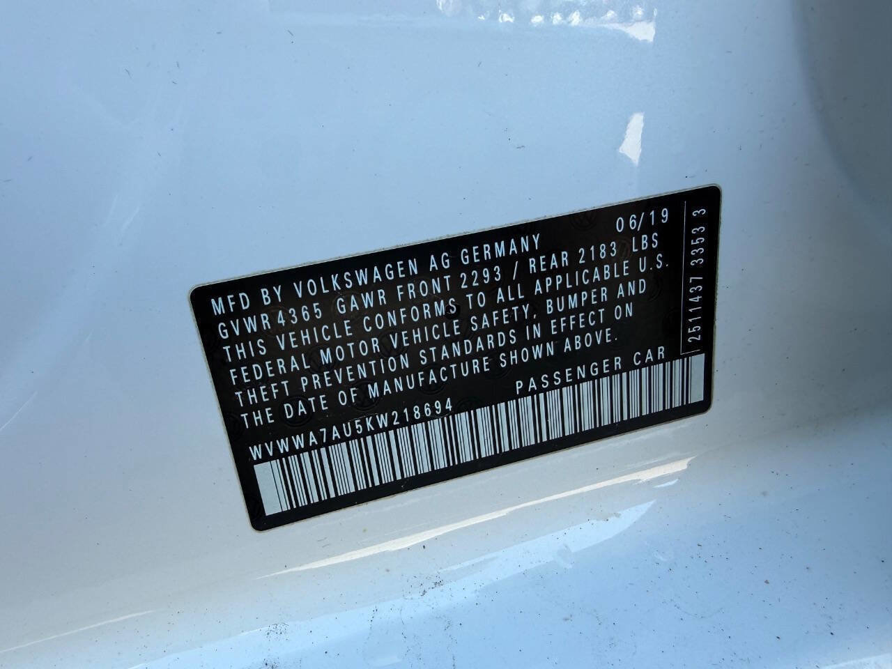 Used 2019 Volkswagen Golf R 4-Door image 23