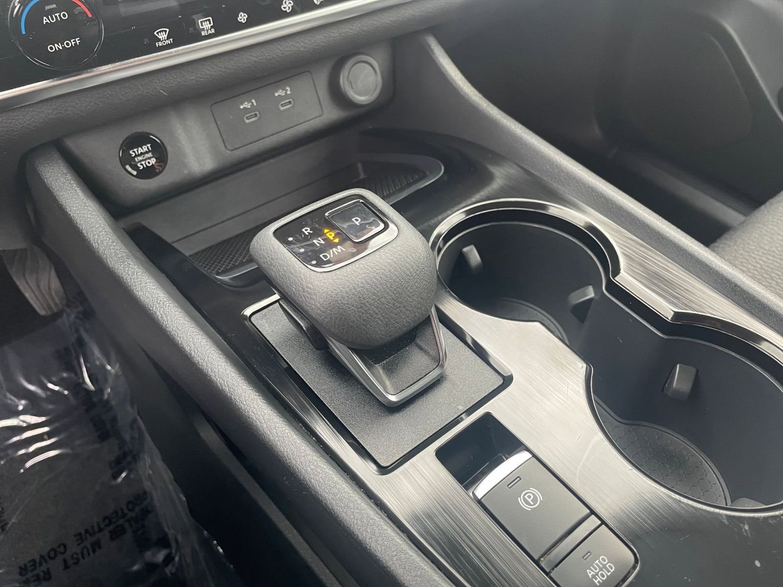 Used 2025 Nissan Rogue SV image 43