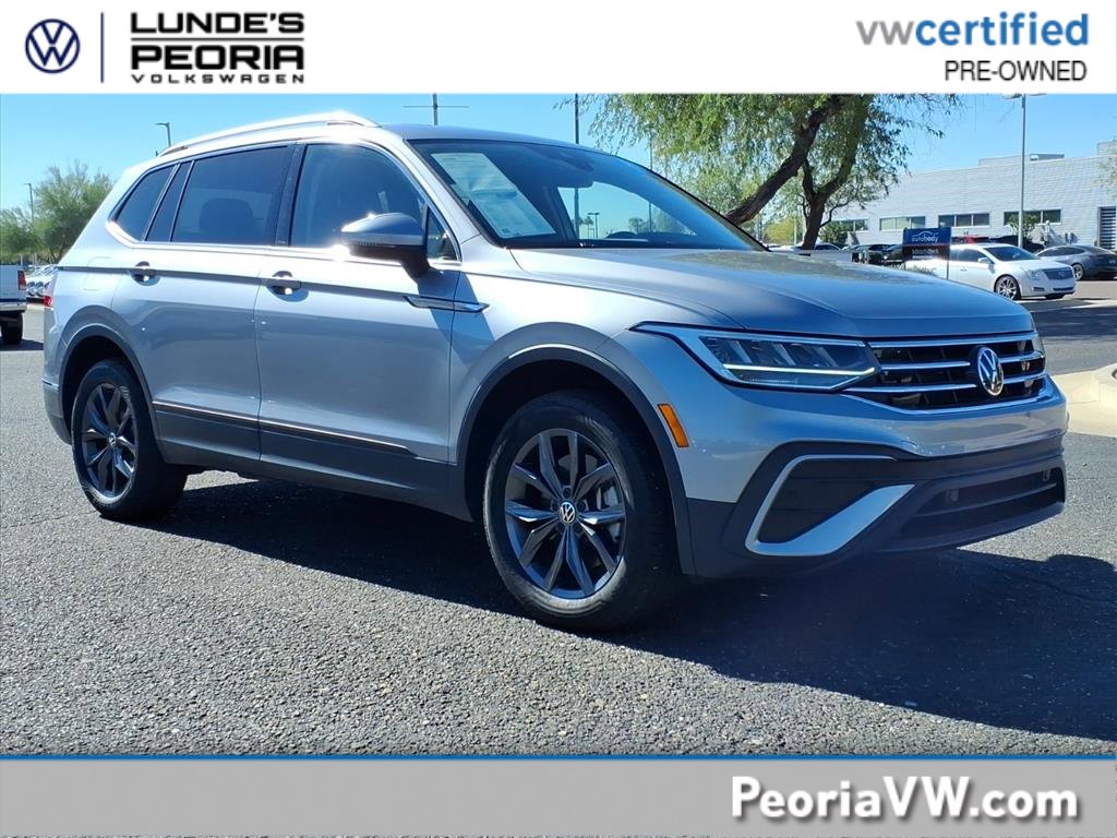 Certified 2024 Volkswagen Tiguan SE