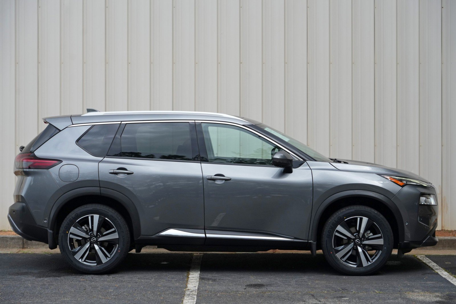 Used 2022 Nissan Rogue SL w/ SL Premium Package FWD image 50