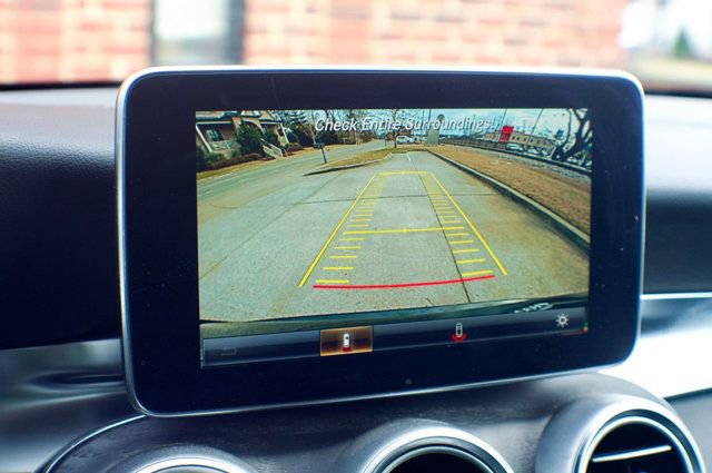 Used 2017 Mercedes-Benz GLC 300 4MATIC image 25