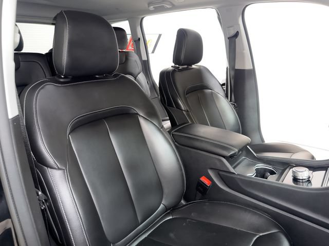 Used 2023 Jeep Grand Cherokee Limited RWD image 14