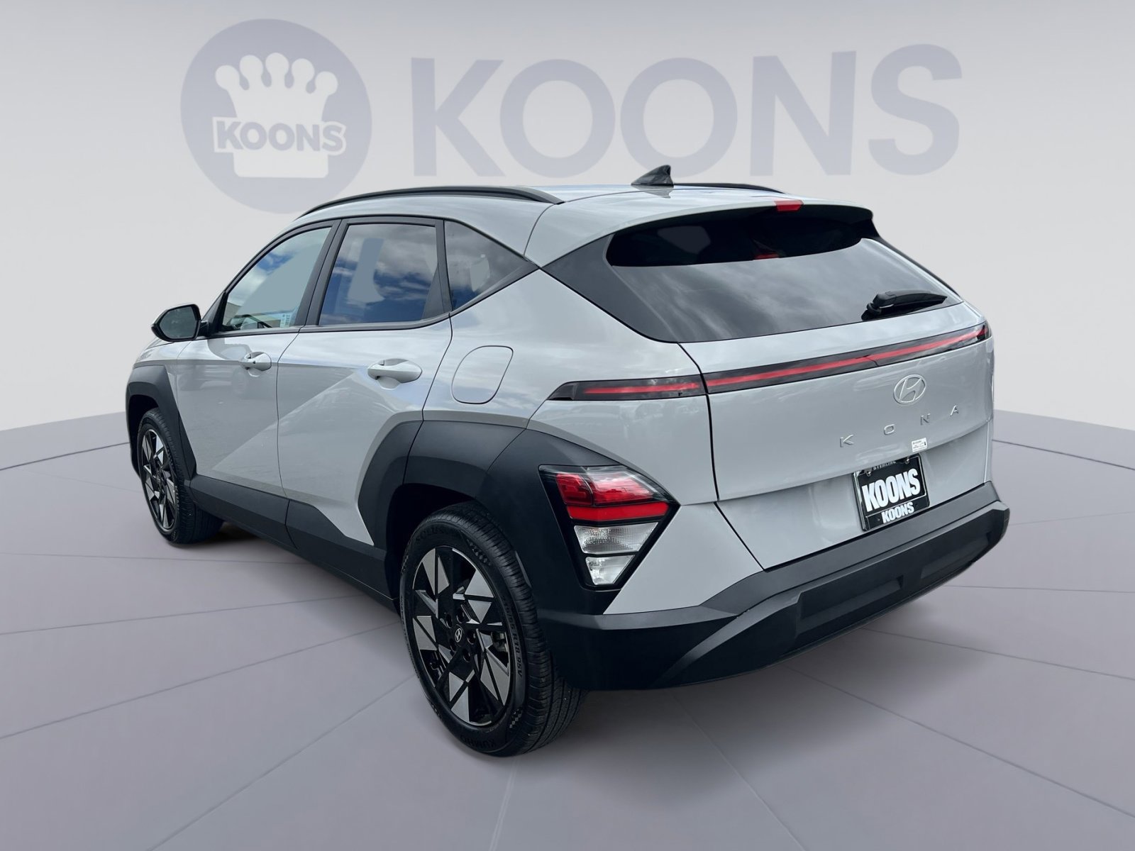 Used 2025 Hyundai Kona SEL FWD image 8