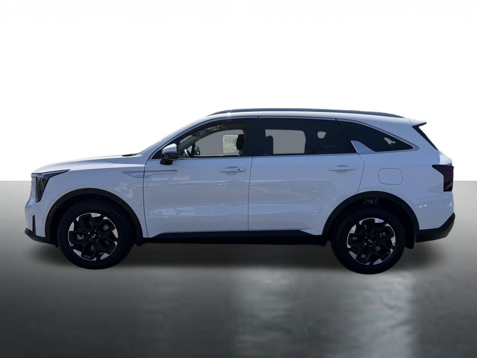 Certified 2025 Kia Sorento S w/ Panoramic Sunroof Package FWD image 5