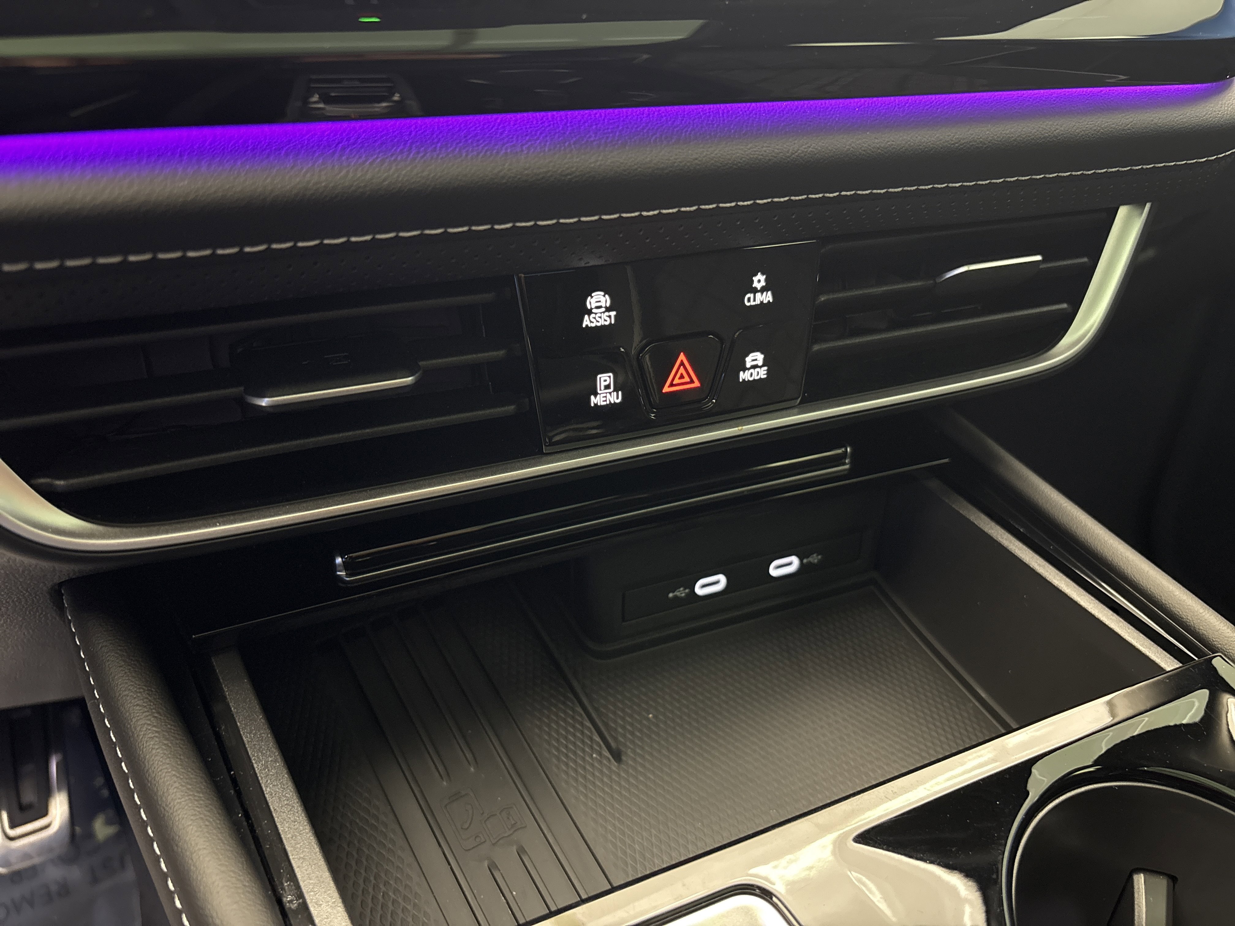 Used 2026 Volkswagen Atlas SEL Premium R-Line image 21