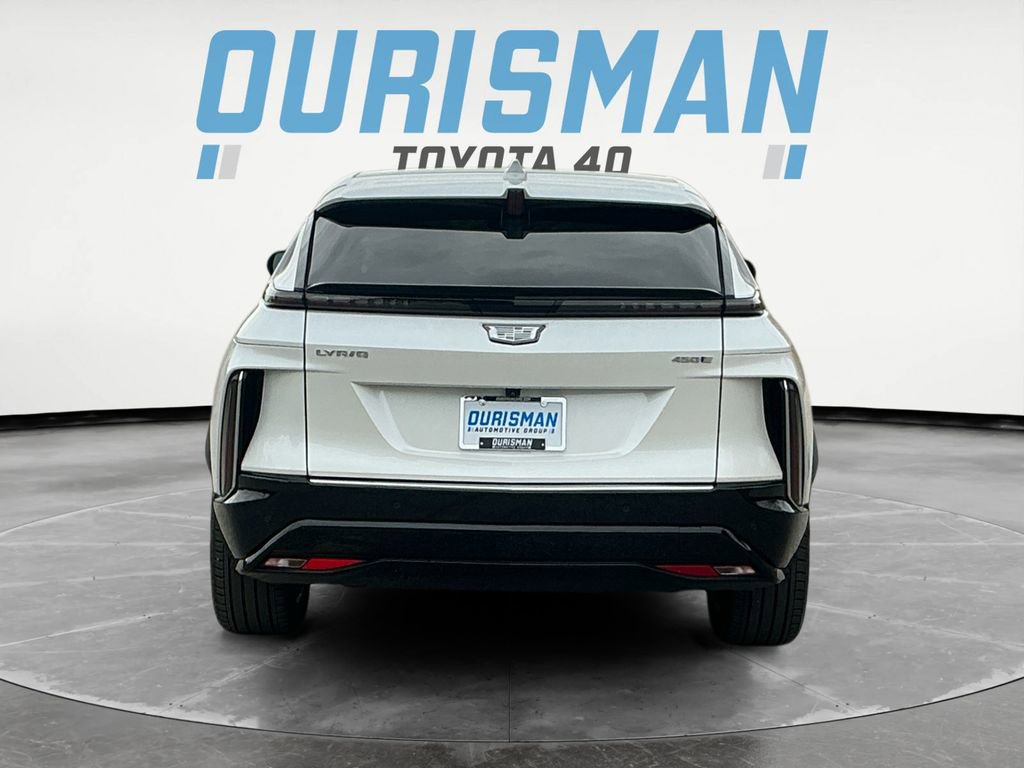 Used 2024 Cadillac Lyriq Luxury image 5