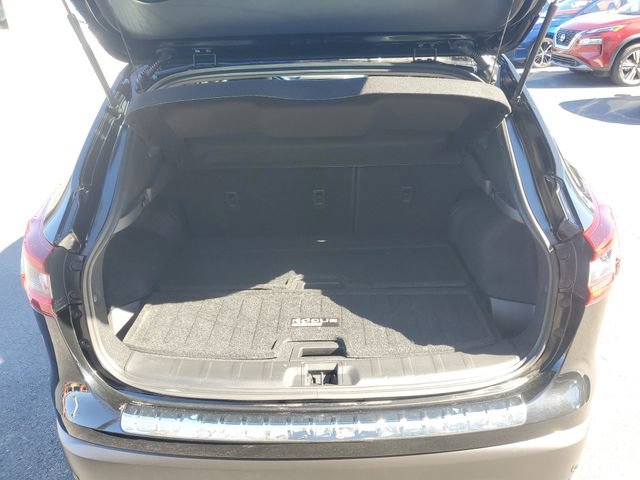 Certified 2022 Nissan Rogue Sport SL image 8