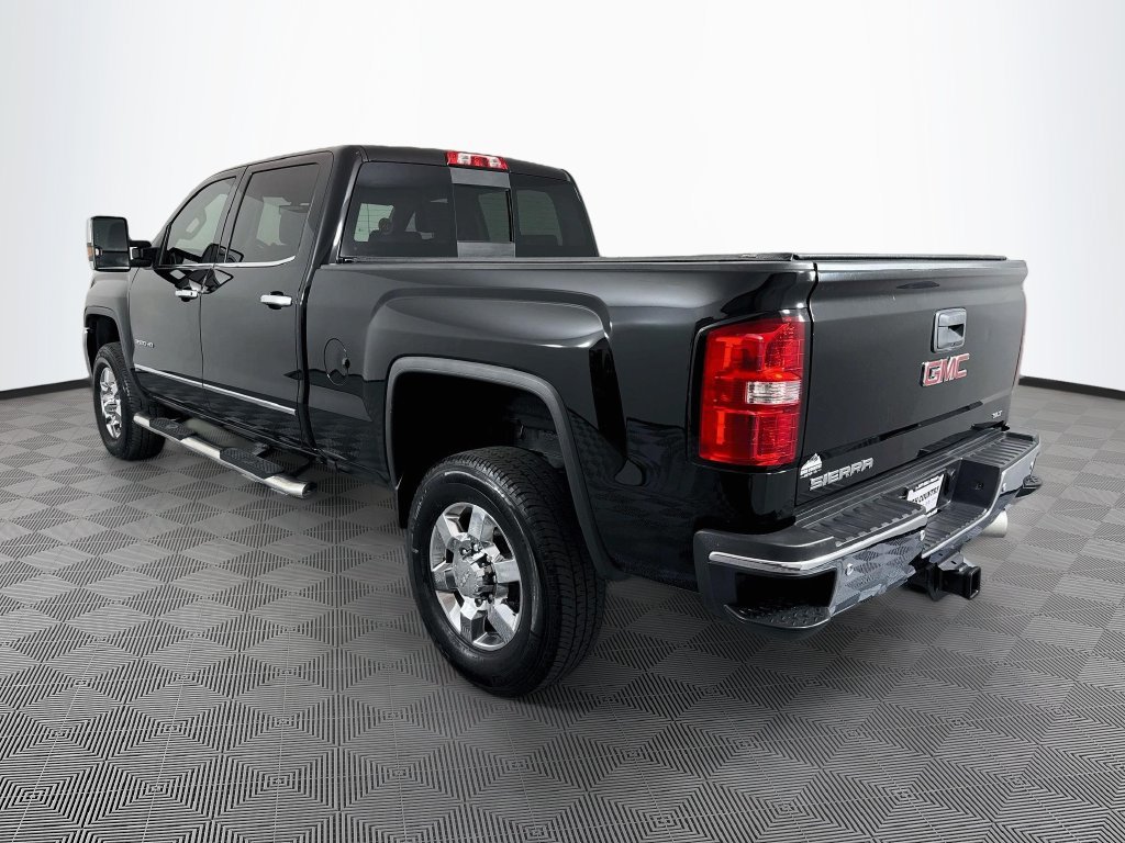 Used 2016 GMC Sierra 3500 SLT w/ Duramax Plus Package AWD/4WD image 5