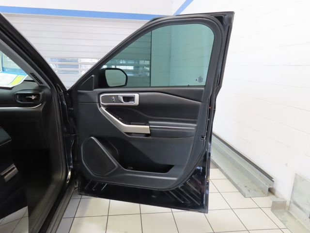 Used 2021 Ford Explorer XLT RWD image 26