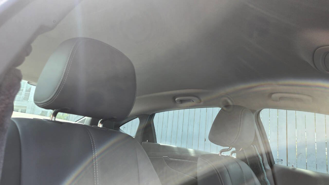 Used 2017 Chevrolet Impala LT w/ Leather Package image 17