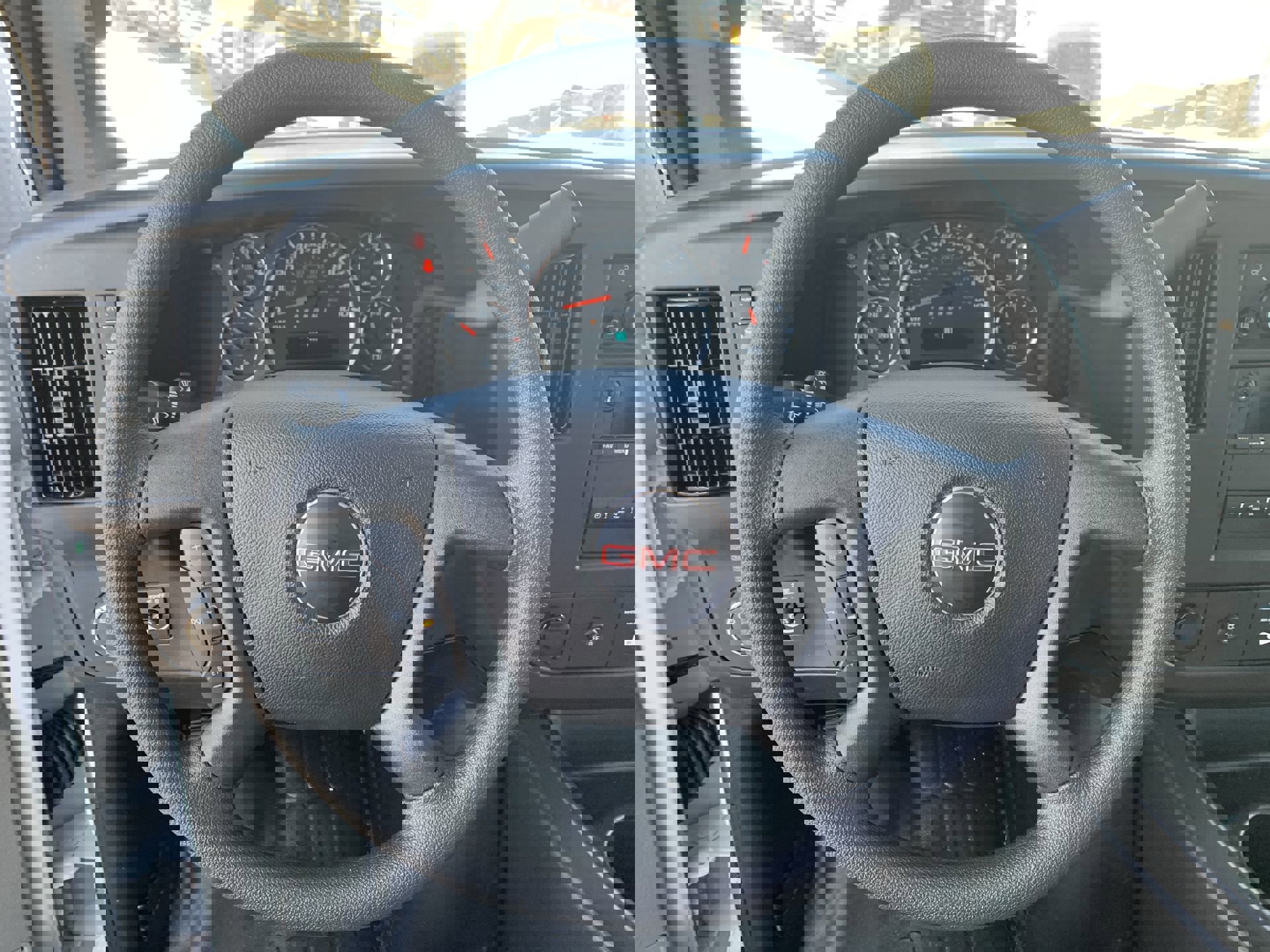 New 2025 GMC Savana 3500 w/ Power Convenience Package image 26