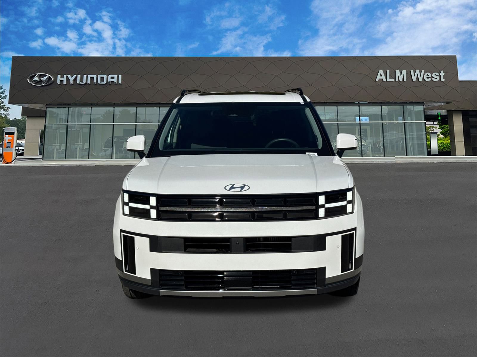 Used 2024 Hyundai Santa Fe Limited image 2