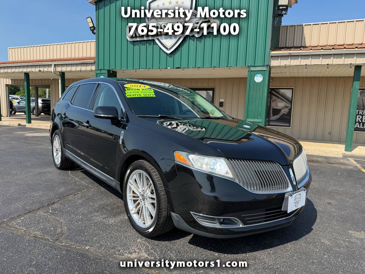 Used 2014 Lincoln MKT AWD image 1