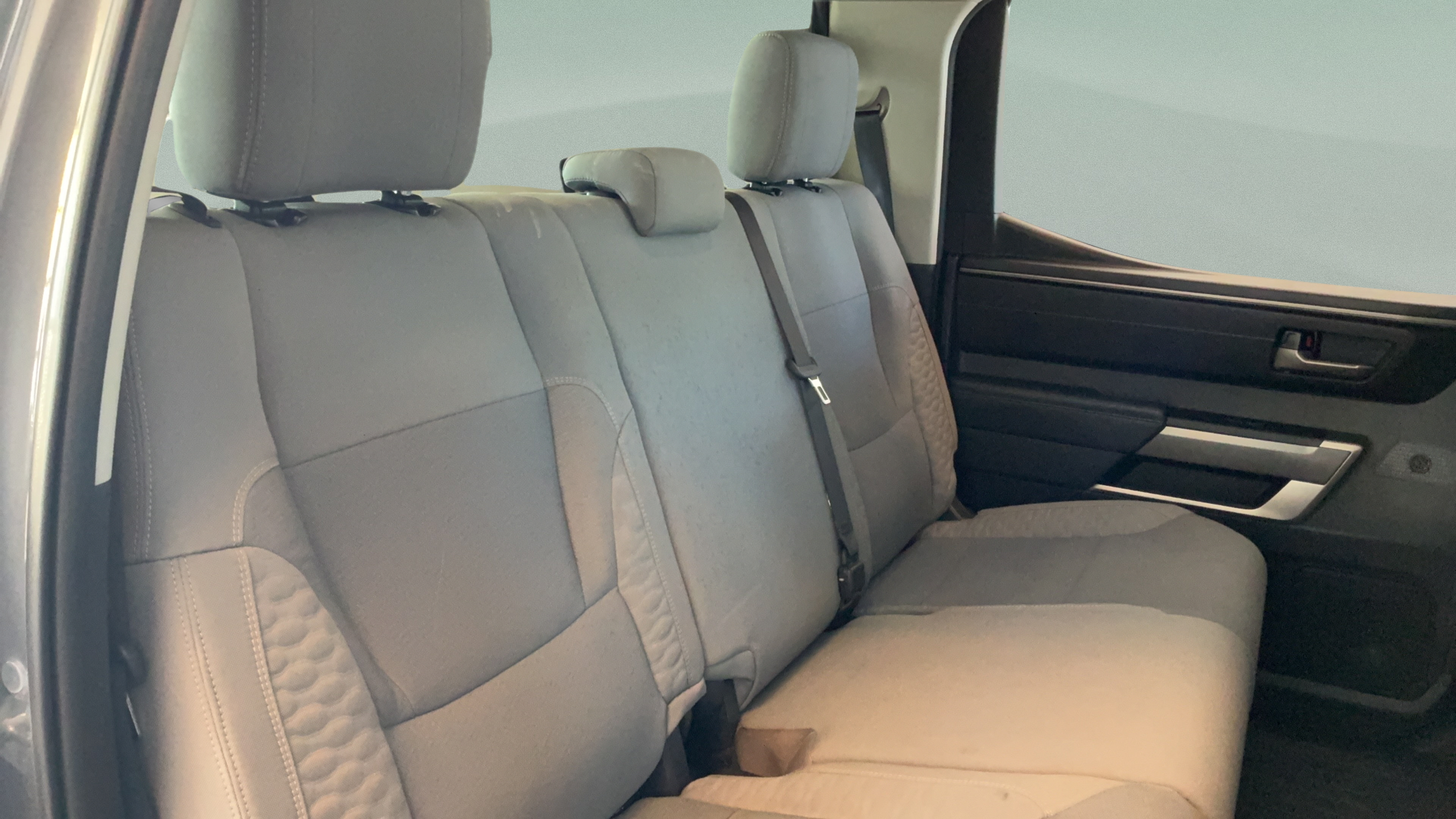Used 2023 Toyota Tundra SR5 w/ SR5 Convenience Package AWD/4WD image 31