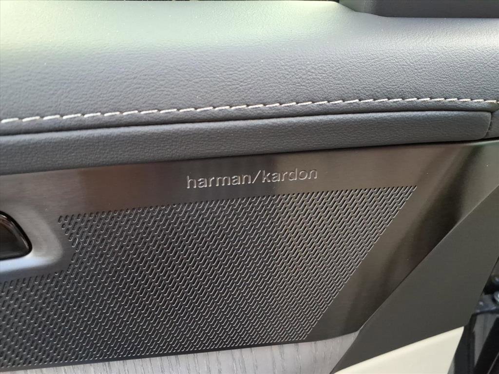 New 2026 Volvo XC90 B6 Ultra w/ Protection Package Premier image 14