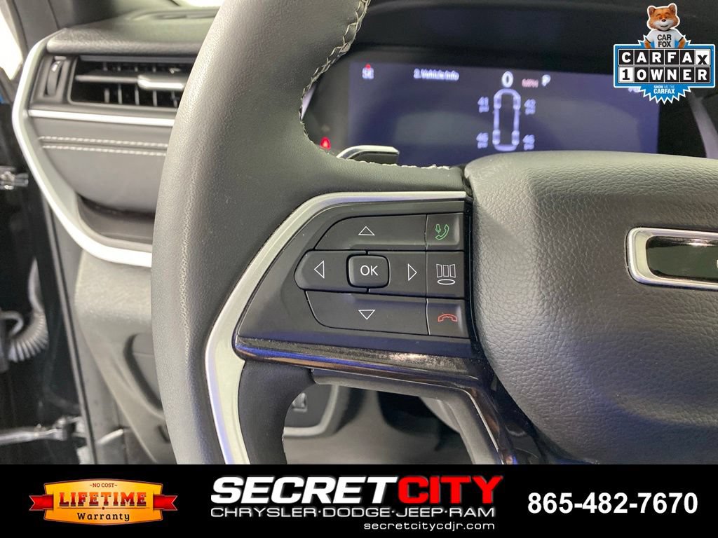 Used 2023 Jeep Grand Cherokee L Laredo AWD/4WD image 14
