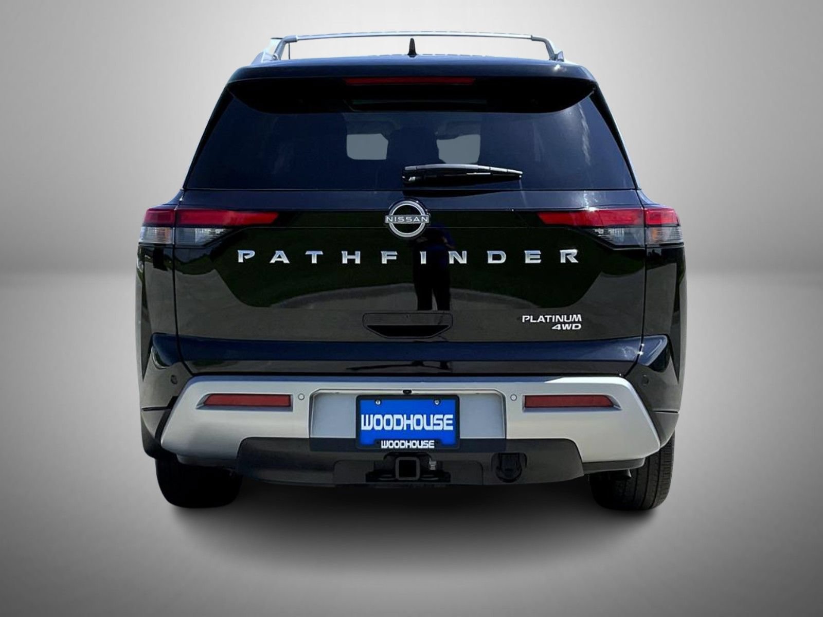 Used 2025 Nissan Pathfinder Platinum w/ Cargo Package AWD/4WD image 6