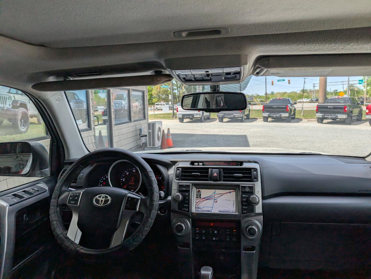 Used 2012 Toyota 4Runner Limited image 19