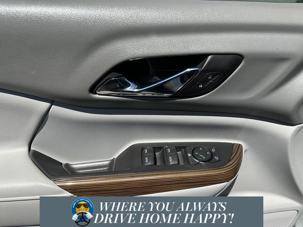 Used 2018 GMC Acadia SLE image 11