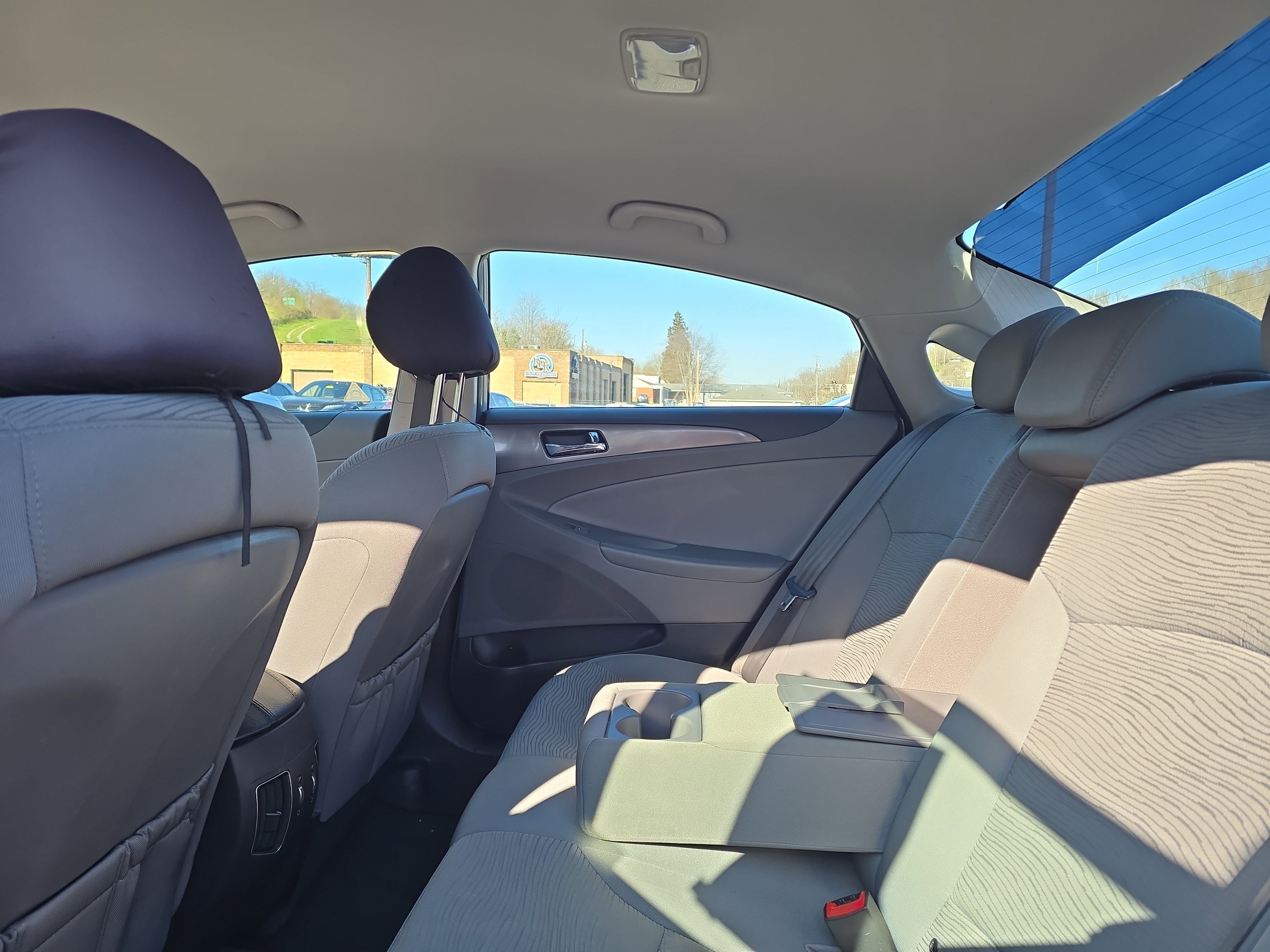 Used 2013 Hyundai Sonata Hybrid FWD image 25