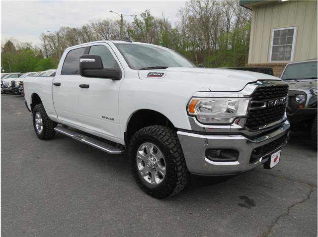 Used 2024 RAM 2500 Big Horn AWD/4WD image 1