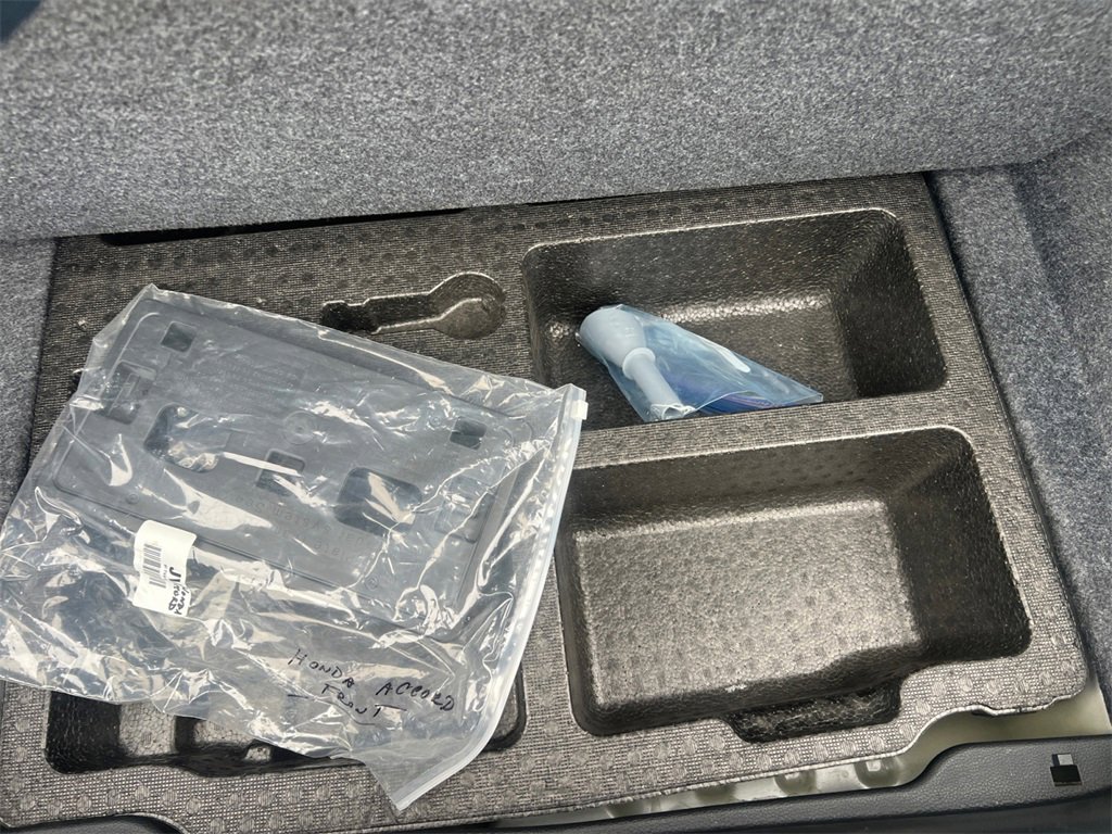 Used 2018 Honda Accord EX-L image 25