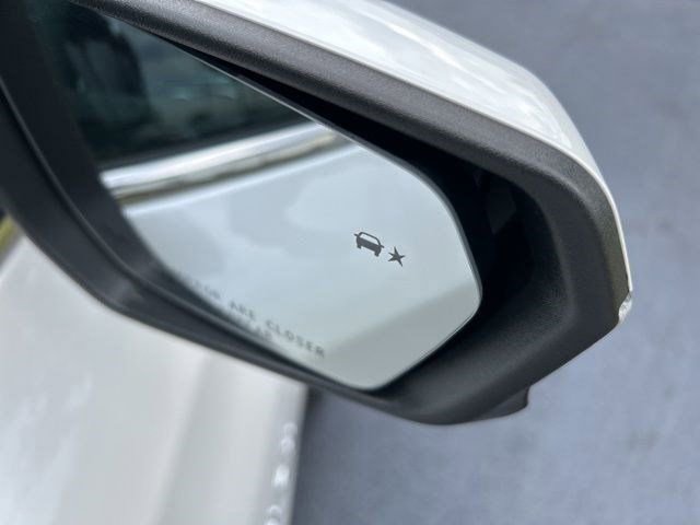 Used 2022 Chevrolet Equinox LT image 46
