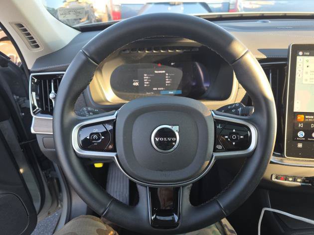 Used 2026 Volvo XC90 B6 Plus AWD/4WD image 15